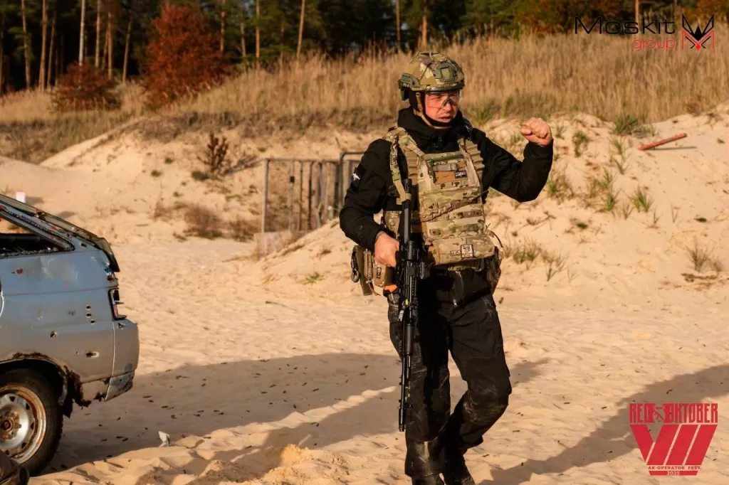 Одежда HUT в реальных условиях Инструктор по стрельбе