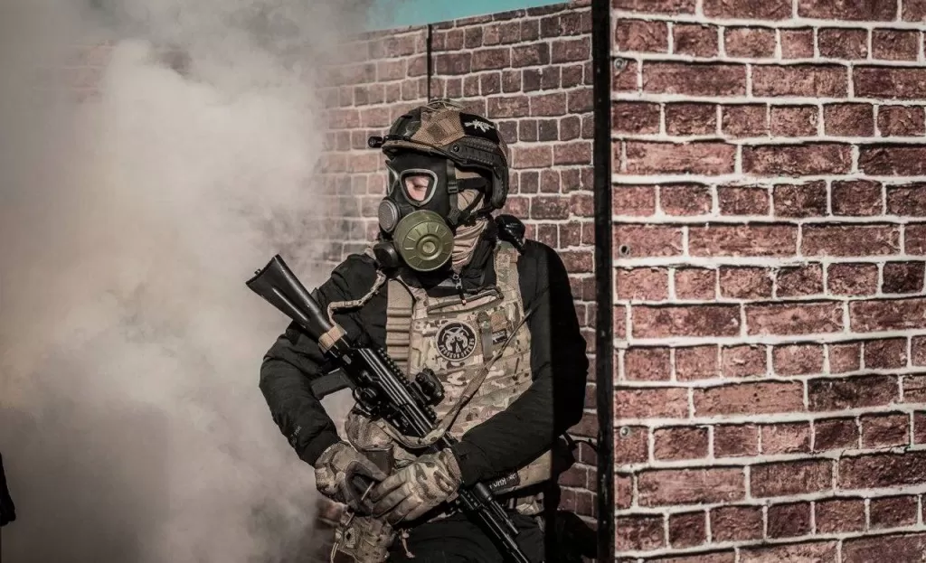 Соревнования по стрельбе в одежде HUT Тактическое снаряжение на стрелковых соревнованиях